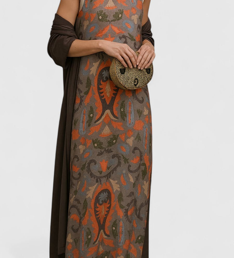 Mikaela - Elegáns Hosszú Ruha