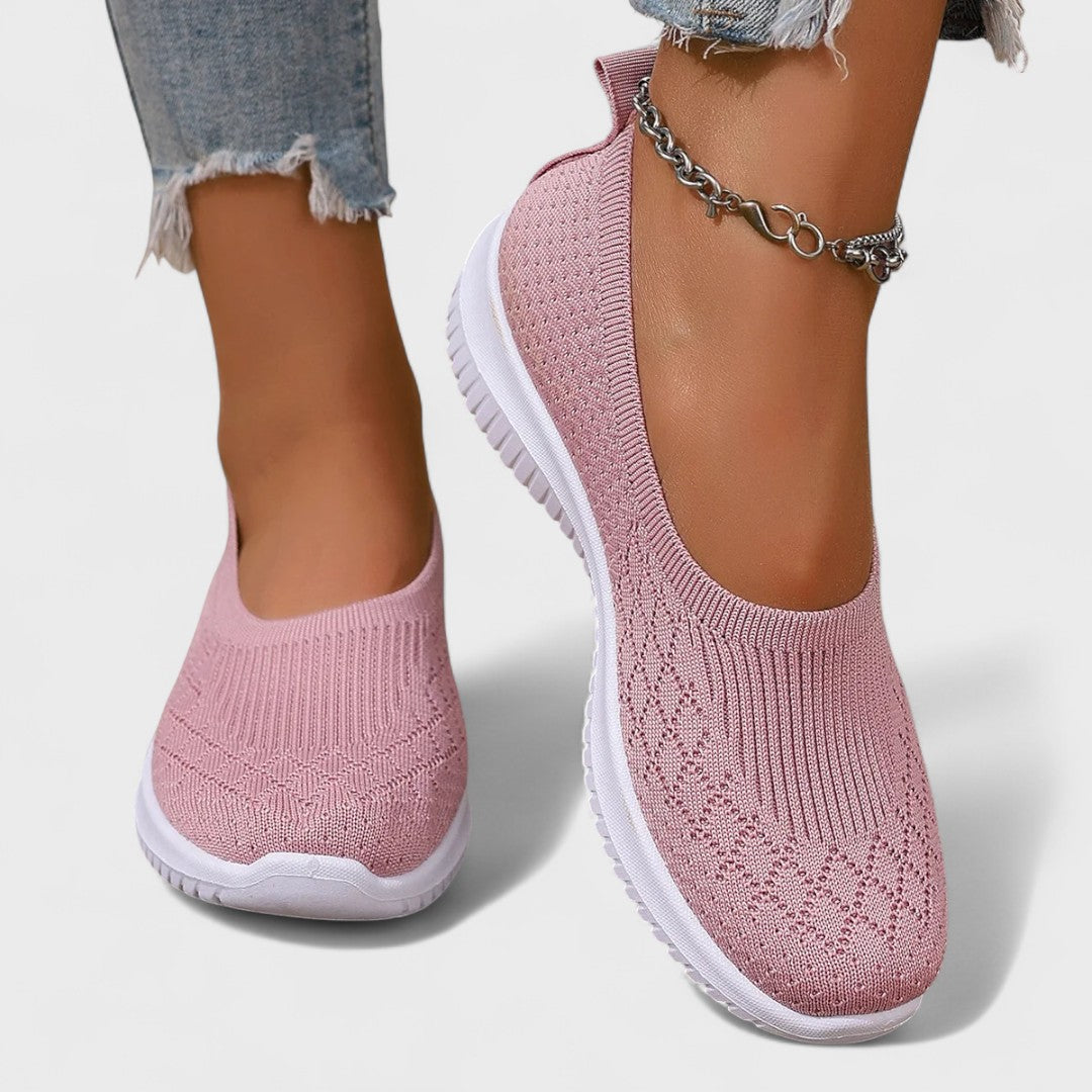 Renáta - Könnyű és légáteresztő cipő