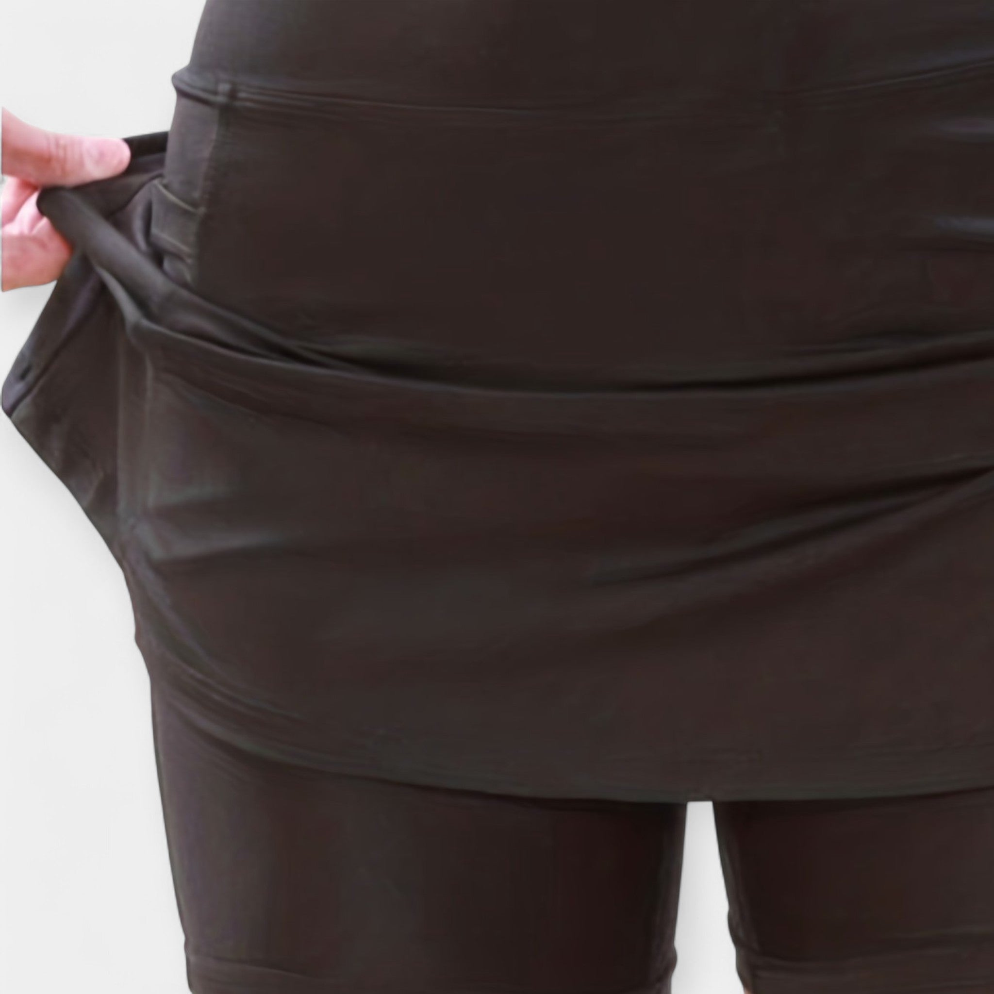 Magas rövidnadrág szoknyával